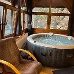 アパート Krivaja River Retreat - Jacuzzi, Pool And Basketball