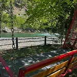 アパート Krivaja River Retreat - Jacuzzi, Pool And Basketball Ribnica