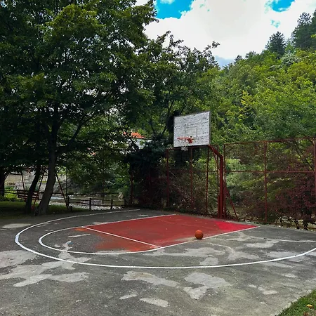 Riverzone Krivaja - Jacuzzi, Pool And Basketball