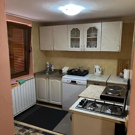 Krivaja River Retreat - Jacuzzi, Pool And Basketball Apartment