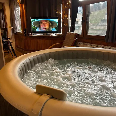 Riverzone Krivaja - Jacuzzi, Pool And Basketball Daire Ribnica